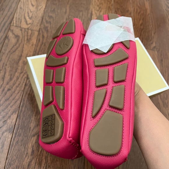 Michael Kors Fulton Moc Flat Shoes Size 5.5 - Picture 3 of 4